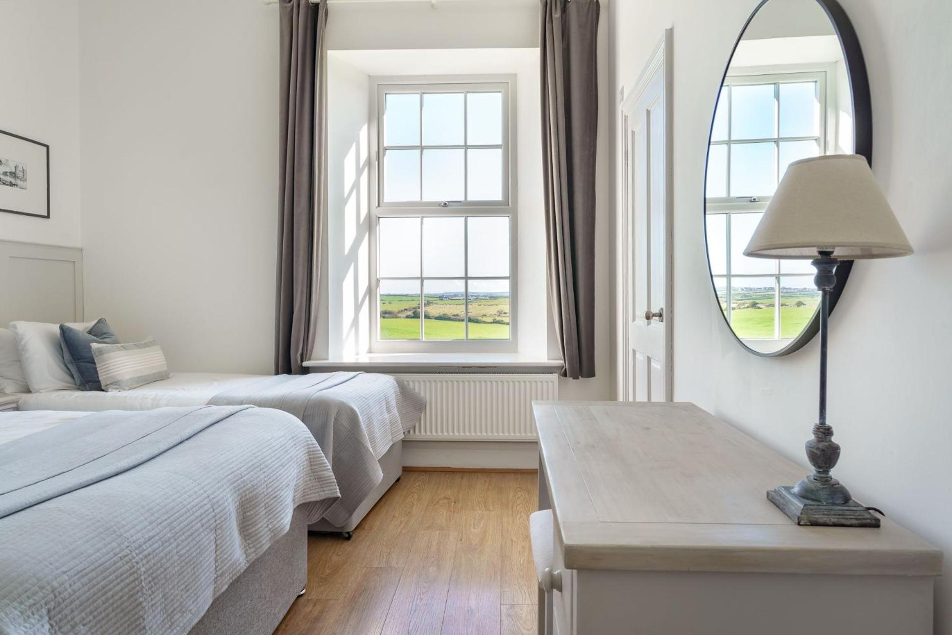 Ty Carmel - Carmel House Villa Llannerch-y-medd Bagian luar foto